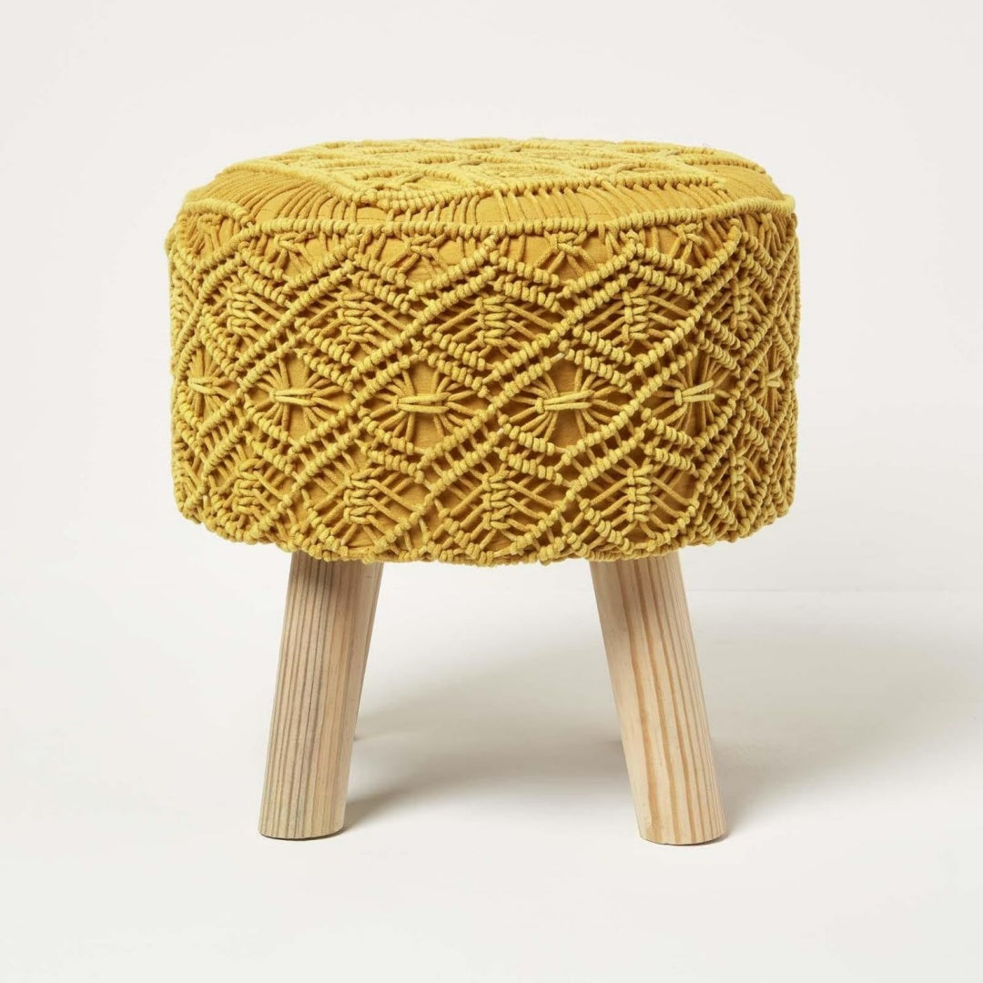 Stilvolle Hocker mit Tueren mit Stauraum gruen